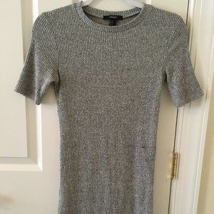 Gray rib knit body-con dress